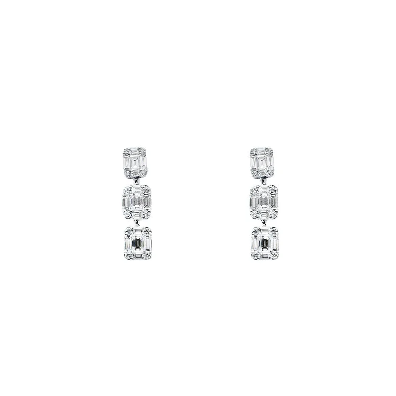 18 karat White Gold Baguette Drop Earrings with Diamonds