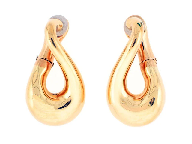 Fred of Paris 'Infinity' Drop Earrings in 18K Gold