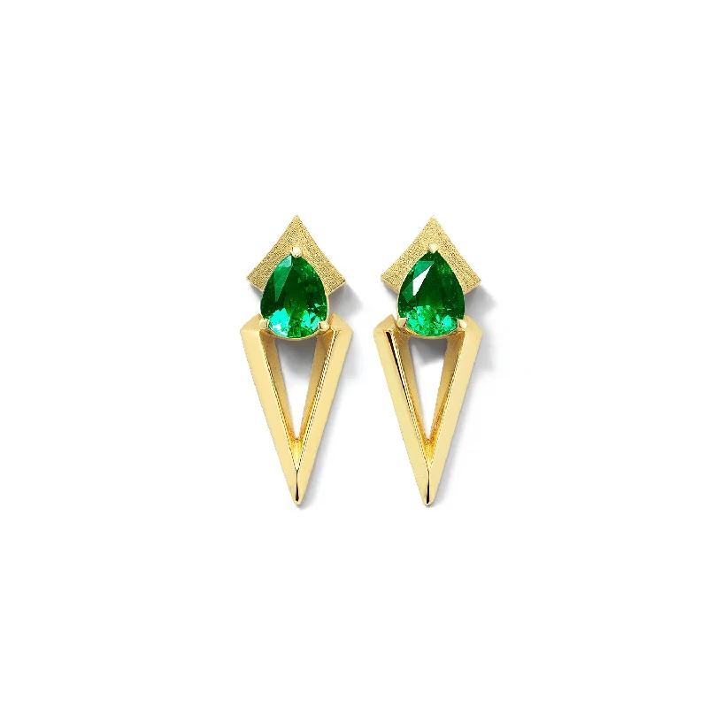 Bremer Jewelry Pear Shaped Emeralds Drop Earrings in 18K Yellow Gold (0.55ctw)