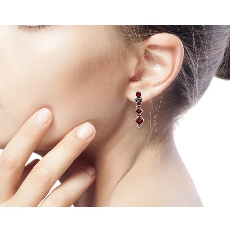 Handmade Sterling Silver 'Ravishing Red' Garnet Drop Earrings (India)