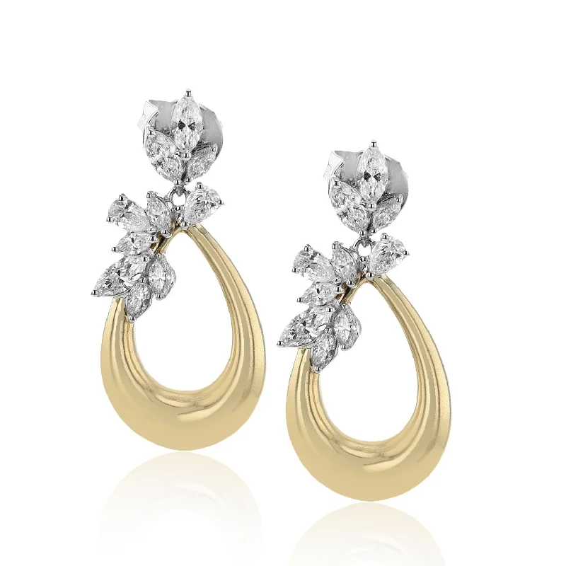 Drop Earrings in 18k Gold with Diamonds